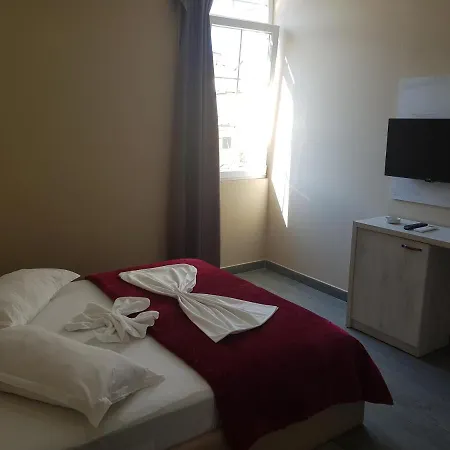 Emigranti 2 Hotell Shkodër